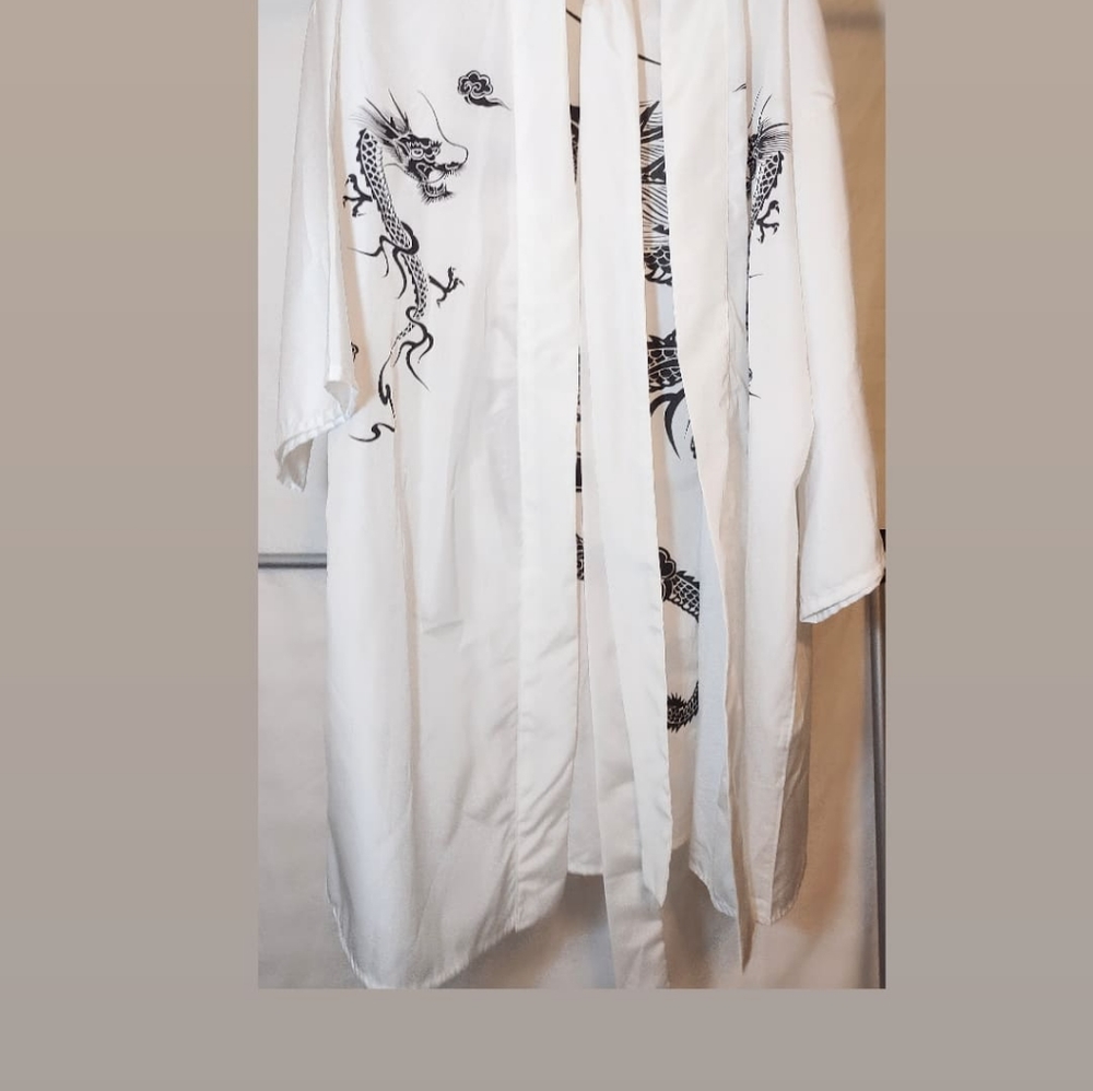 japanese xl white dragon kimono robe